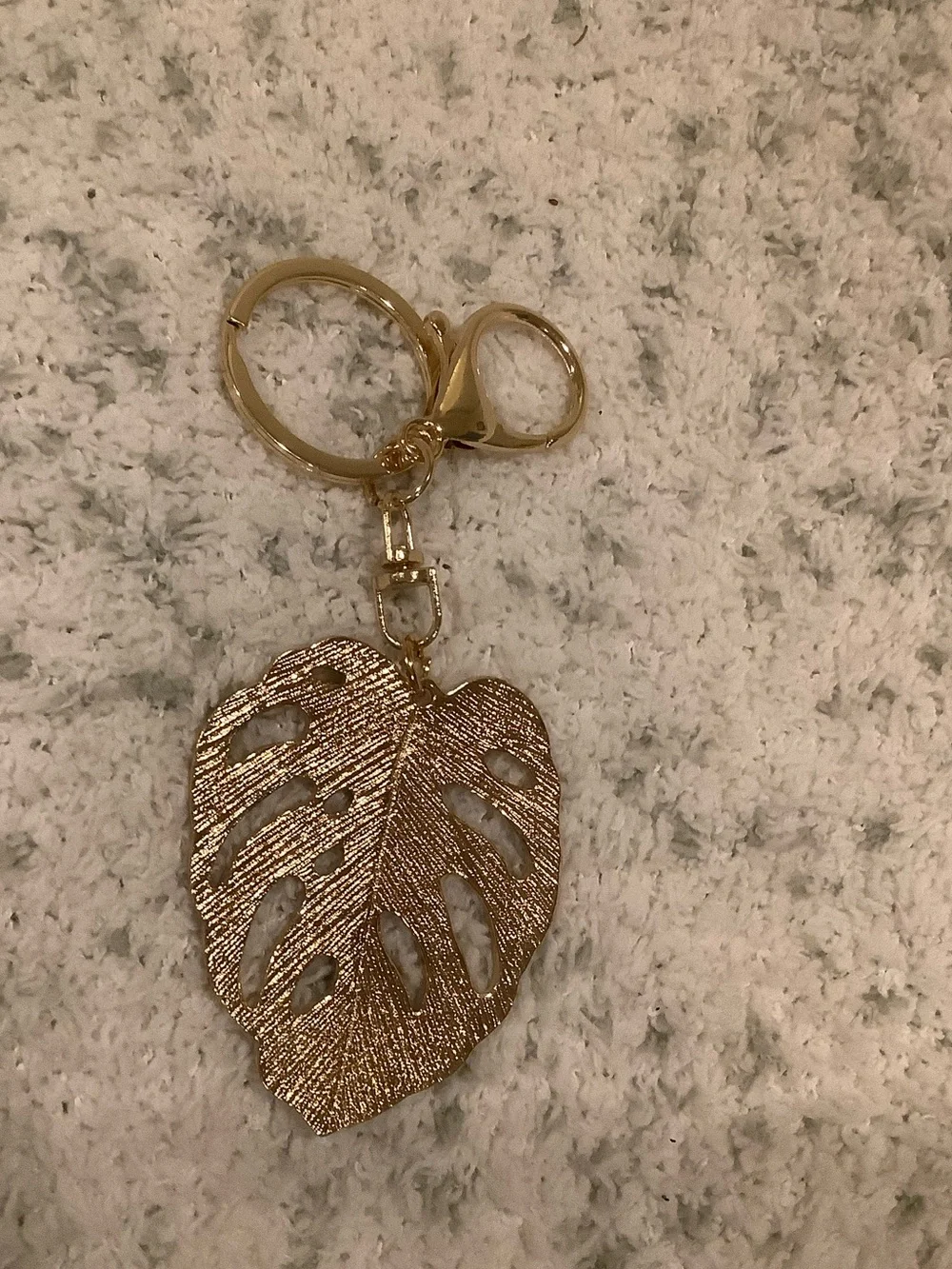 Tropical Monstera Philodendron Leaf Shaped Enamel Keychain Yellow & Green NWT